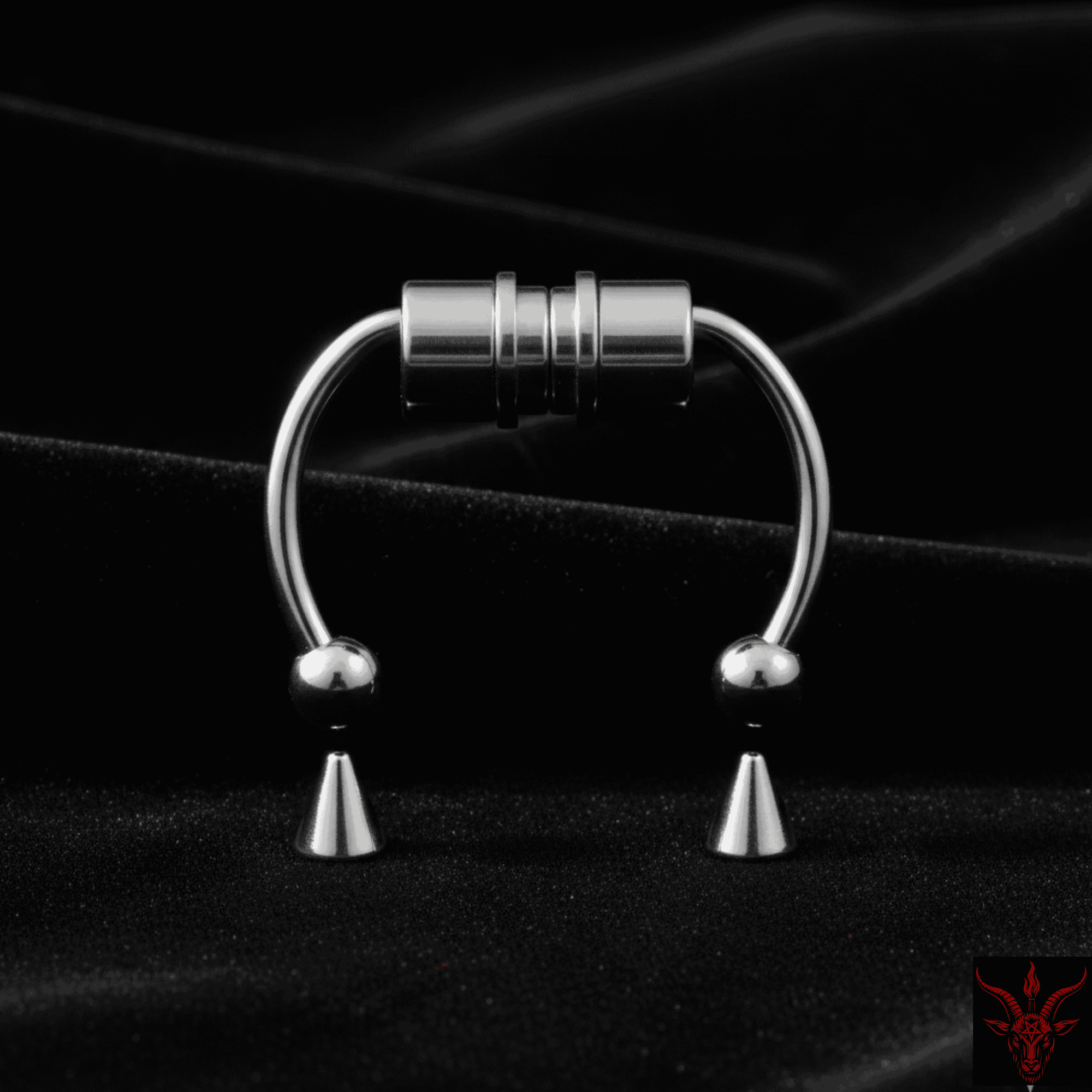 fake septum piercing